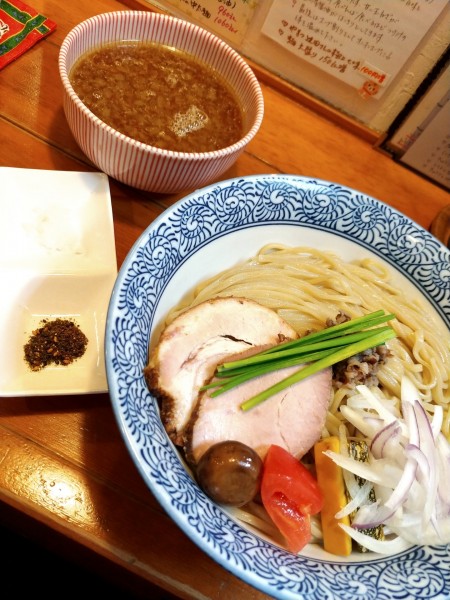 「お茶ゆたか・やまつ辻田さんの極上七味増し」@らーめん森や。の写真