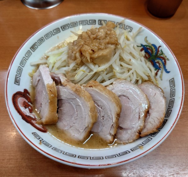 「ミニぶた(1050円)」@ラーメン豚山 大塚店の写真