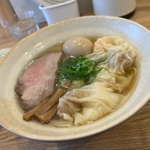 「肉・海老ワンタン麺（白）（各2ヶ）味玉」@DURAMENTEIの写真