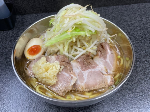 「らーめん　にんにく　野菜多め」@らーめん 汁なし 兄貴んちの写真