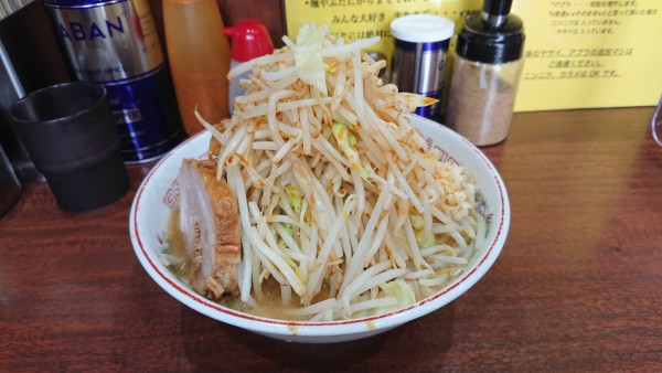 「小ラーメン」@ラーメン 豚んちの写真