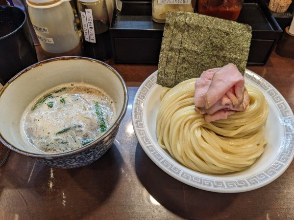 「魚介MIXつめん300g950円」@こいけのいえけいの写真