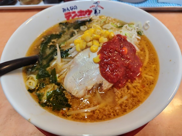 「味噌ラーメン +特製豆板醤:無料」@テンホウ 諏訪インター店の写真