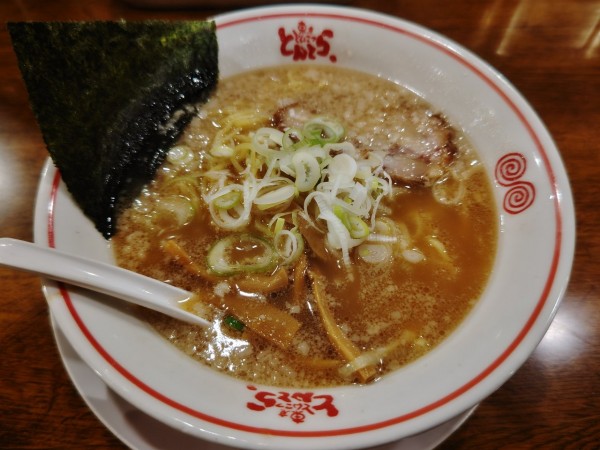 「正油らーめん」@東京とんこつ とんとら 狭山入曽店の写真