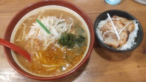 「伊勢味噌らーめん803円、ミニミニチャーシュー丼242円」@麺場 田所商店 鳥取店の写真