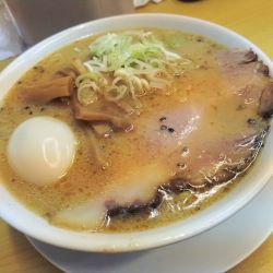 味噌ラーメン煮玉子 920円