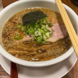 芳香醤油720円+チャーシュー180円