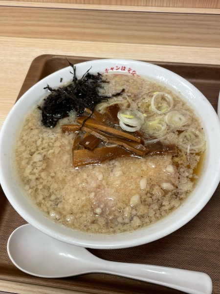 「背脂ラーメン750円」@ラーチャン専門 我武者羅 四谷店の写真
