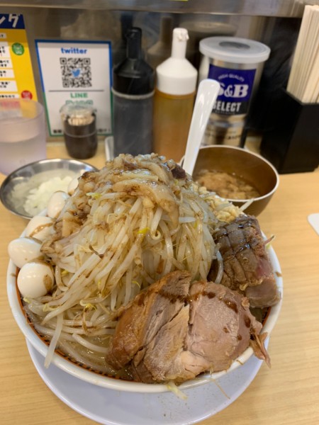 「顎麻麻麺」@麺屋 顎で喰らえの写真