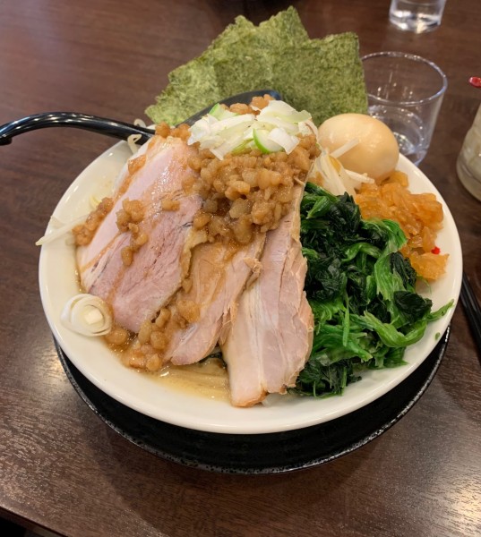 「ガッツリラーメン」@吟家の写真