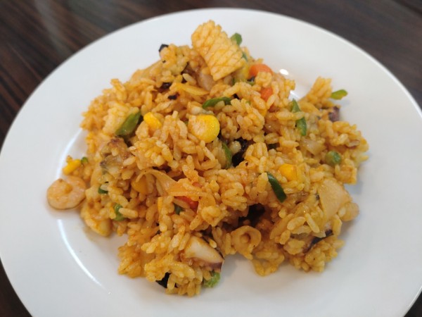 「ドライカレー（シーフード）　６００円」@ベーキングの写真