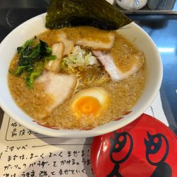 チャーシュー麺　細麺