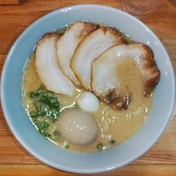 しょうゆ 太麺+味付煮たまご  ﾒﾝﾏ抜き
