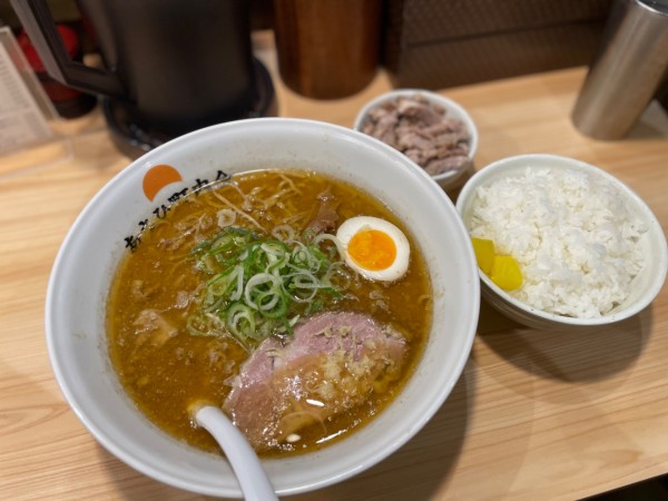 「20年前に恋した味噌らーめん ¥980 コマ肉 ¥250」@あさひ町内会の写真