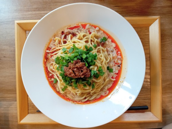 「汁なし担担麺」@担担麺 ぺんぺんの写真