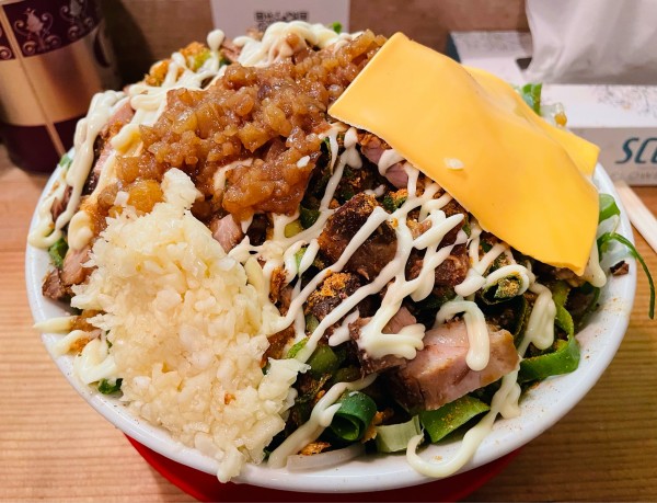 「汁なし スパイス味 450g 他 1,300円」@らーめんやまちゃんの写真