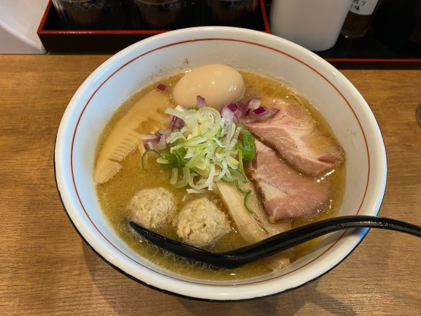 「特製濃厚鶏白湯そば〜京鰹合わせ〜1,050円」@らぁ麺 みつはの写真