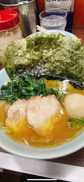 「鶏の可能性【限定】1000円 麺半」@横浜家系らーめん 武蔵家 川口店の写真