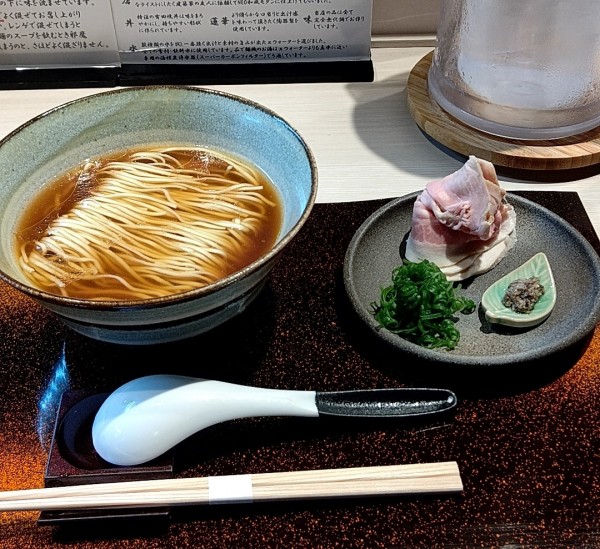 「ポルチーニ醤油らぁ麺 ¥1300」@入鹿TOKYOの写真