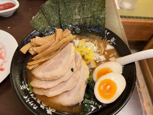 「焦し煮干し全部盛」@たけろくおあがり亭の写真