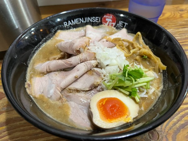 「味噌煮込みそば」@ラーメン人生 JET600の写真