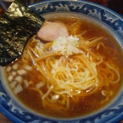 醤油らあ麺
