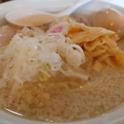 1チャーシュー麺+味玉+背脂