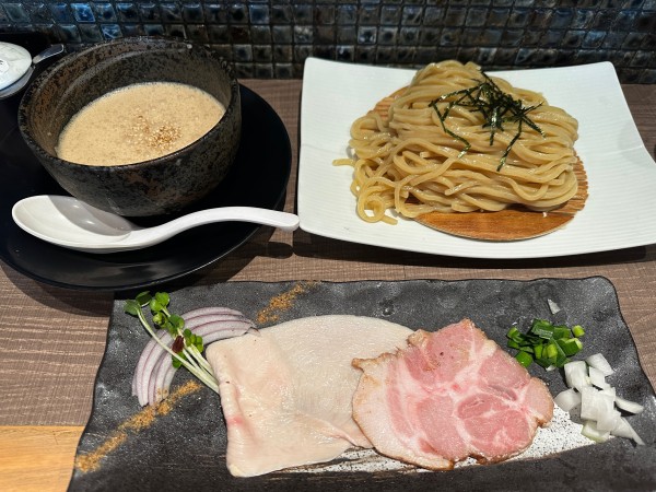 「夏季限定　冷やし鳥魚つけ麺」@麺家ダイナSOUL 六甲道店の写真