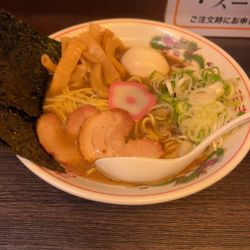 紀州醤油豚骨中華そば950円+全部乗せ400円