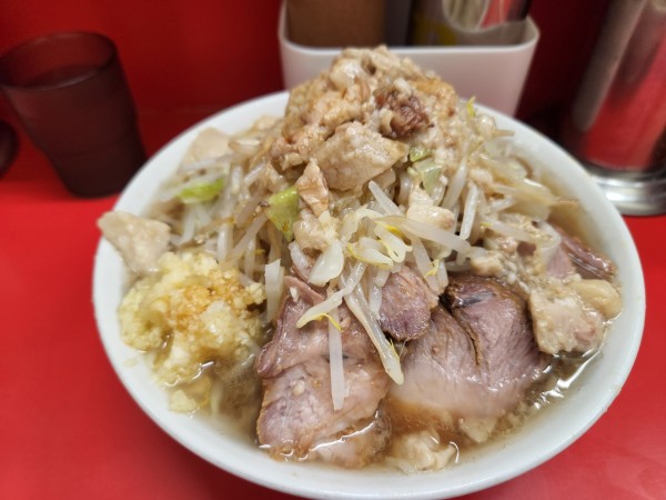 「小豚」@ラーメン二郎 上野毛店の写真