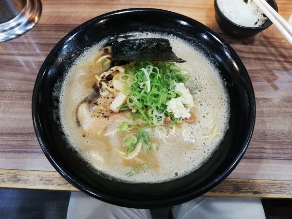 「こってり　濃いめ３番」@特製ラーメンはせがわの写真