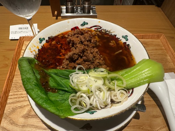 「黄金の坦々麺」@担担麺の掟を破る者の写真