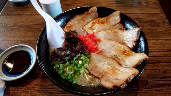 「長浜チャーシュー麺」@万力屋 山梨店の写真