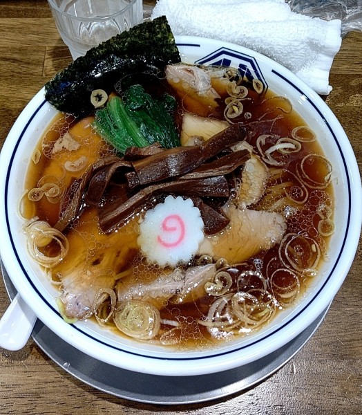 「生姜醤油ラーメン900円」@生姜醤油専門 我武者羅 幡ヶ谷本店の写真