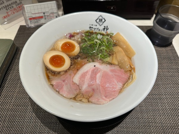 「背脂生姜醤油そば」@錦 セアブラノ神の写真