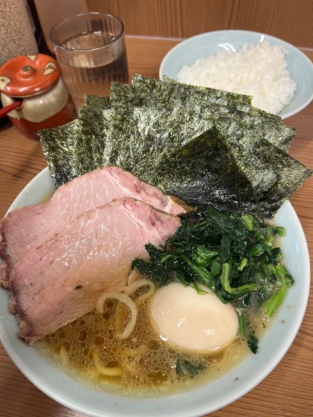 「外伝らーめん」@家系らーめん 武将家 外伝の写真