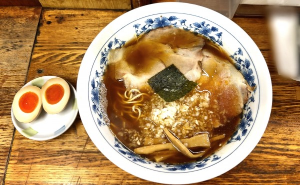 「ラーメン並＋半熟玉子」@一陽来福の写真