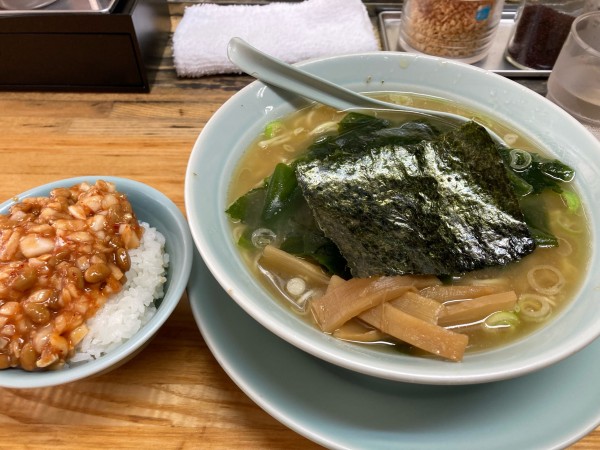 「ラーメン（並）＋ ライス（SS）」@ラーメンショップ さつまっ子 スペシャル21の写真