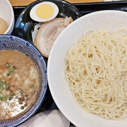 豚そばつけ麺＋半熟味玉