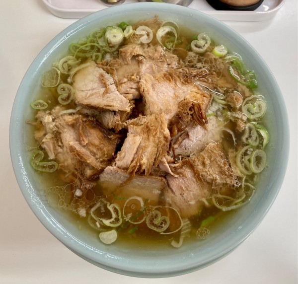 「切り立てチャーシュー麺 並」@ともちんラーメンの写真