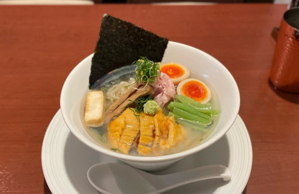 「【限定】冷やしらぁ麺  がごめ昆布水×陸奥湾産ホヤ×山菜ミズ¥1」@酒肴場 屯の写真