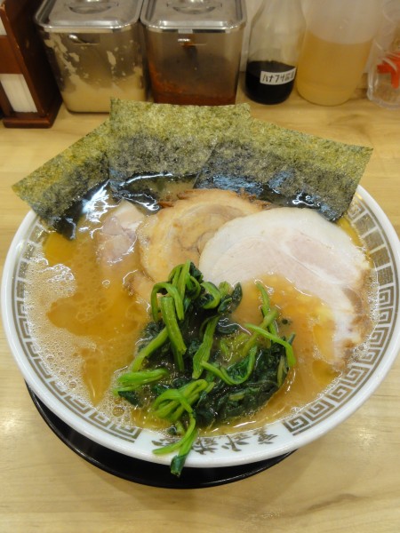 「裏むさぶたざんまい1150円」@横浜ラーメン 裏武蔵家 西千葉本店の写真