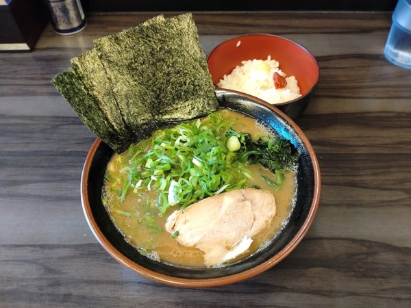 「九条ねぎラーメン」@横浜家系らーめん 武術家の写真
