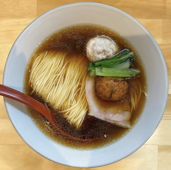 「醤油中華そば」@猫と月の写真