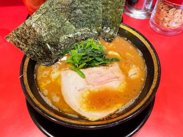 「ラーメン並　700円」@環2家 川崎店の写真