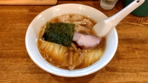 「ワンタンメン_1100円」@支那ソバ おさだの写真