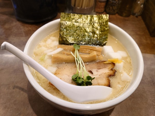 「濃厚ホタテそば」@NOODLE VOICEの写真