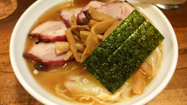 「塩チャーシューワンタンメン・特盛り・メンマ大盛り￥1,750」@荏原町しなてつの写真