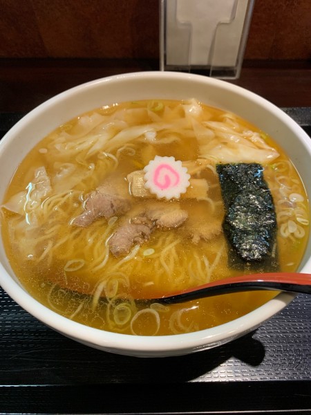 「ワンタンメン」@中華蕎麦 金魚の写真