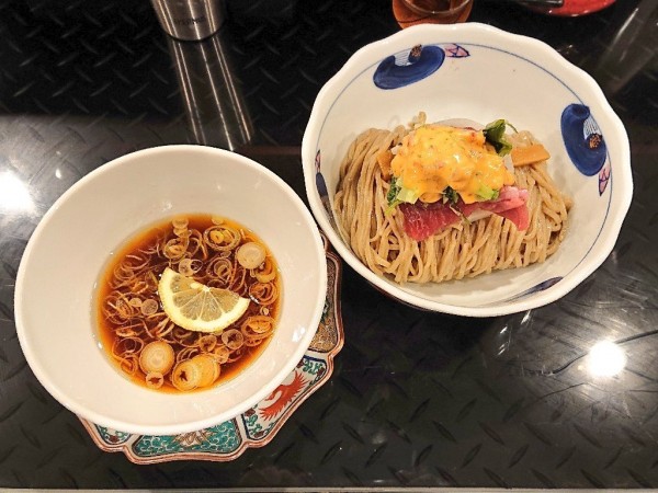 「【限定】冷やしマグロつけ麺、など」@トーキョーニューミクスチャーヌードル 八咫烏 CHIKARABOの写真